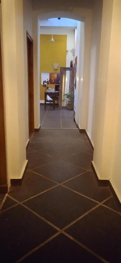 French Rivera Guest House ポンディシェリ エクステリア 写真